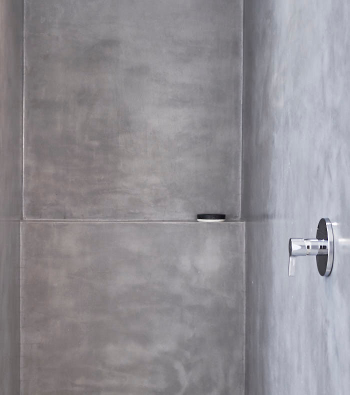 Shower Wall With Stucco Coloured Cement Plaster Finishes Products Supplied By Lusion Products